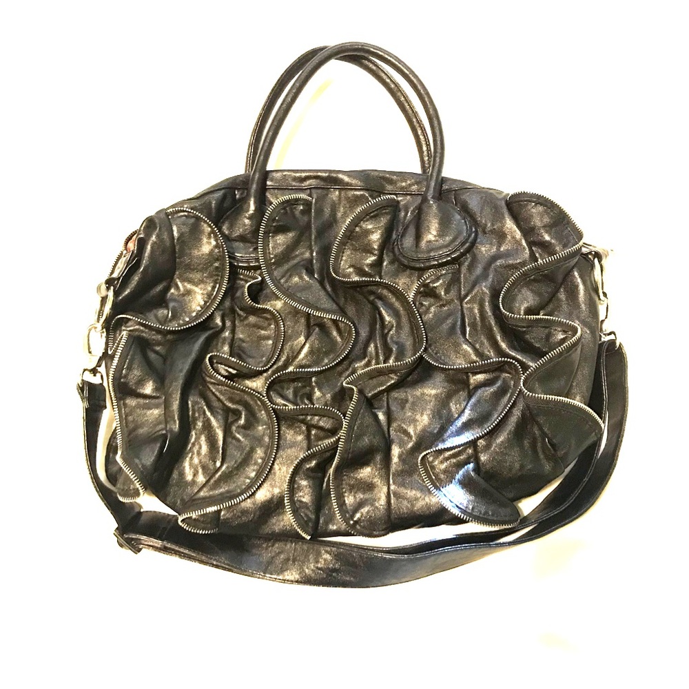 COPY - Steve Madden zipper bag